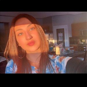 Meet your Posher, Destiny